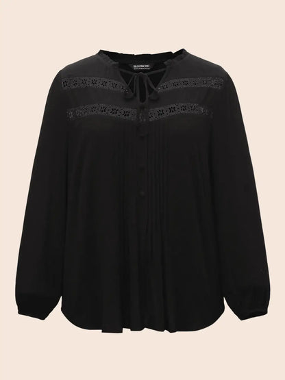 Lace Patchwork Pleated Ruffles Blouse