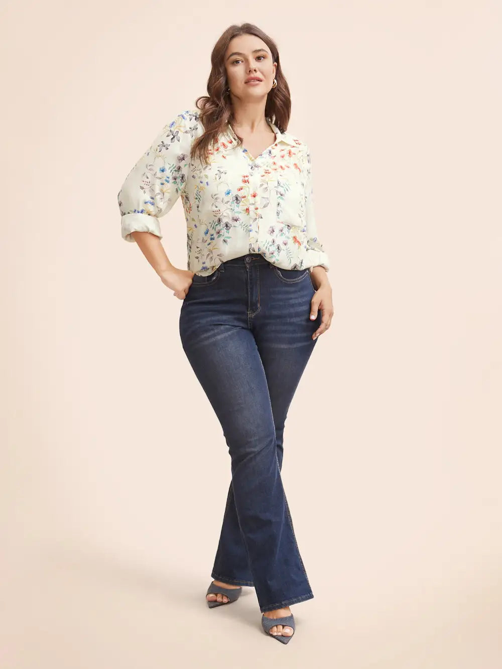 Shirt Collar Floral Patched Pocket Blouse