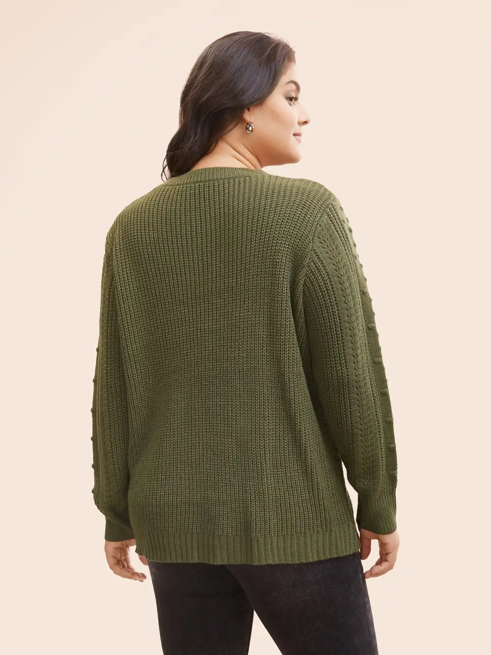 Solid Round Neck Cable Knit Pullover