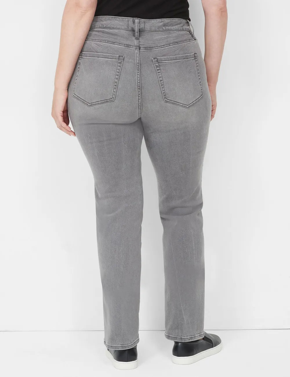 Signature Fit Slim Straight Jean