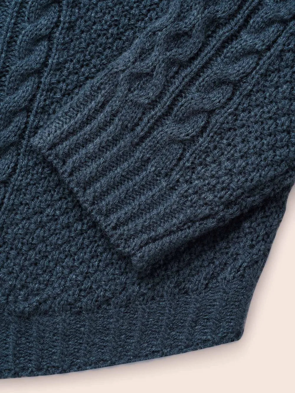 Floral Jacquard Raglan Sleeve Pullover