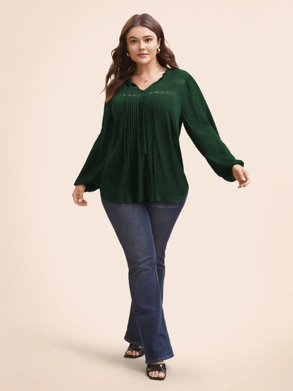 Lace Patchwork Pleated Ruffles Blouse