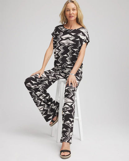 TravelersTM Crinkled Knit Geo-Print Top