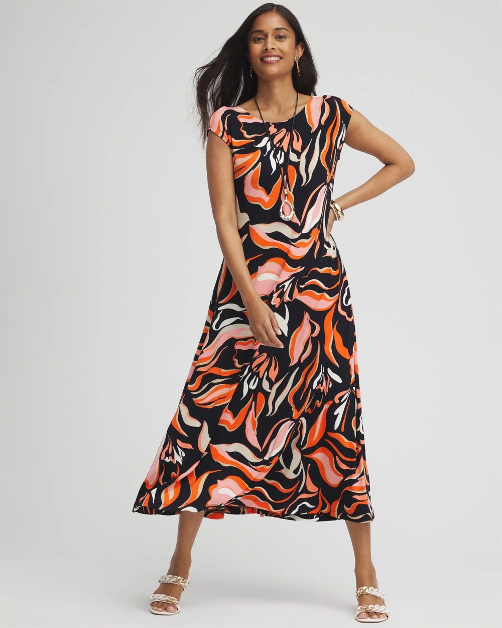TravelersTM Floral V-Back Maxi Dress