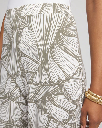 TravelersTM Abstract Leaf Print Knit Wide-Leg Pants
